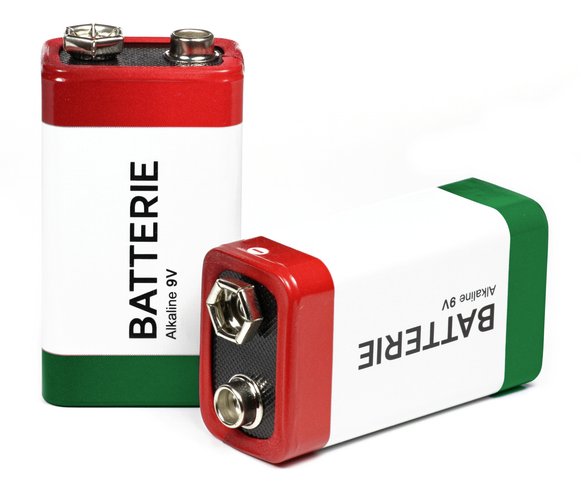 סוללת 9v סוללת 9v